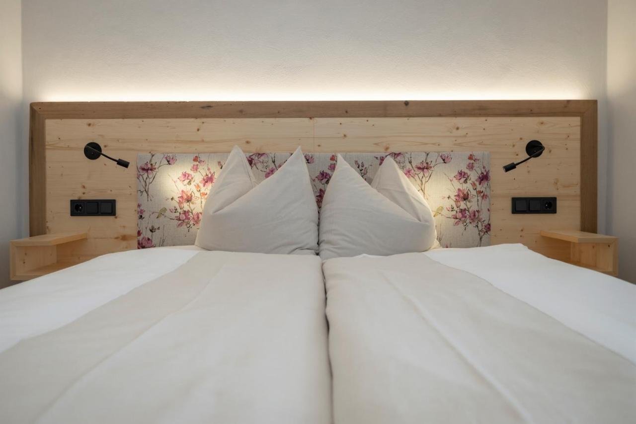 Hotel Winkler-Tuschnig ไวส์เซินซี ภายนอก รูปภาพ